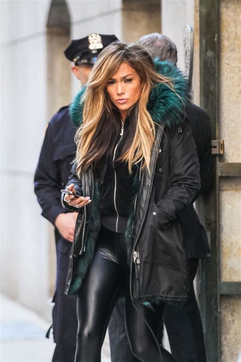 Jennifer Lopez In Spandex On The Set Of Hustlers In New York 04012019