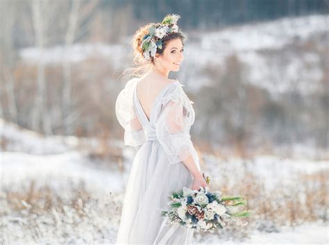 In der ersten wochen vor der trauung passte das hochzeitskleid nicht mehr und sie mussten ein anderes aussuchen. Hochzeit im Winter: Welches Brautkleid passt zur ...