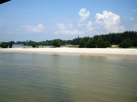 See 37 photos from 207 visitors to pulau burung. Jalan-Jalan: Pulau Burung Port Dickson