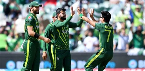 پاکستان کرکٹ ٹیم ٹی ٹوئنٹی ورلڈ کپ کے سیمی فائنل میں پہنچنے میں کامیاب ٹی این این خبریں
