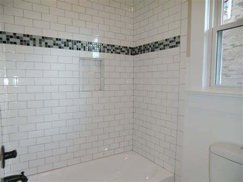The subway tile trend is strong and popular, especially in kitchens and bathrooms. 33 amazing pictures and ideas of old fashioned bathroom ...
