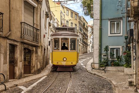 7 Dos Bairros Mais Bonitos E Típicos De Lisboa Vortexmag