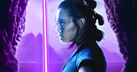 wild rise of skywalker theory claims comics already revealed rey s biggest secret