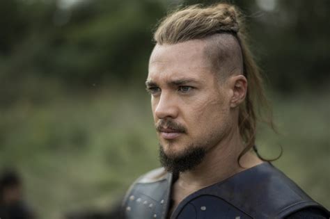 The Last Kingdom Why Fans Feel Bad For Uhtred In Season 4
