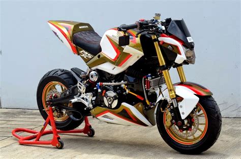 Its to big for a msx can you scale it a little bit smaller ? JRat — Honda MSX 125 (2)