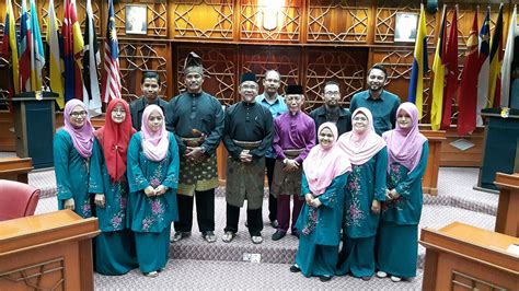 2 sejarah melayu adalah suatu karya melayu yang paling terkenal. Seni Silat Melayu: Falsafah, Sejarah dan Amalan | INSTITUT ...