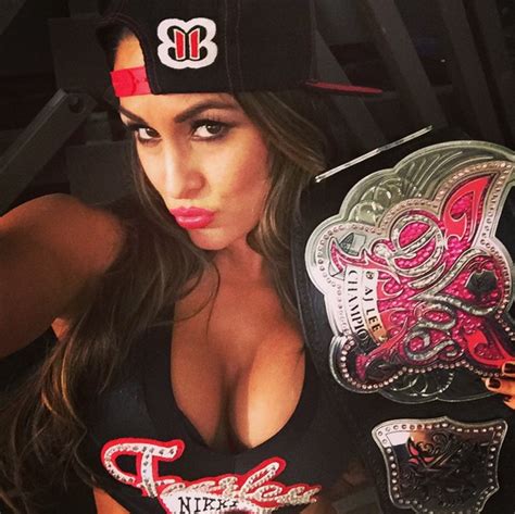 Nikki Bella Dishes On Being The New Wwe Divas Champ E News