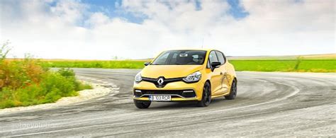 Renaults Future Rs Models To Go Hybrid F1 And Formula E Technology
