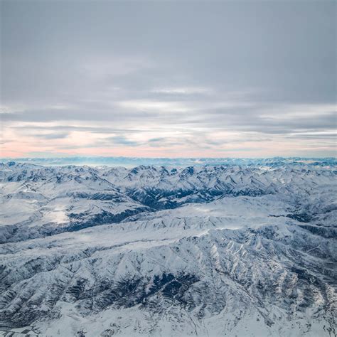 2932x2932 Ice Covered Mountains Aerial Photography 5k Ipad Pro Retina