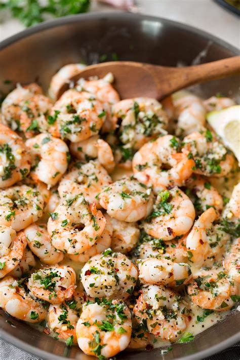 One Pot 10 Minute Shrimp Scampi The Chunky Chef