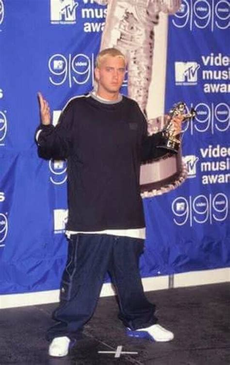 Eminem With His First Ever Award Best New Artist In A Video For My