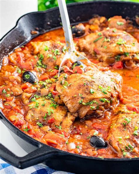 Italian recipes made with chicken. Chicken Cacciatore | Chicken cacciatore, Chicken ...