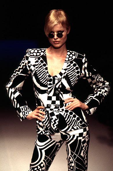 Ungaro Ready To Wear Runway Collection Womenspring Summer 1996