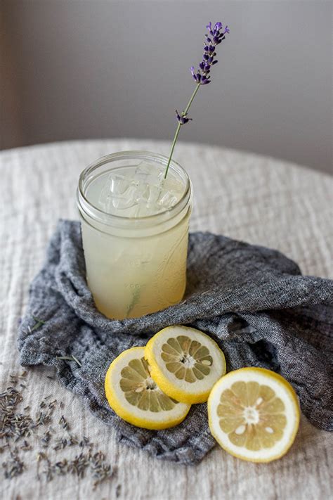 Homemade Lavender Syrup For Lemonade Dream Green Diy