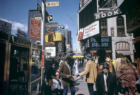 Joel Meyerowitz Shooting On Fifth Ave In 1982 Photography Agenda