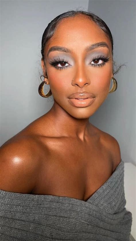 Blue Eye Makeup On Brown Skin Glamour Makeup Eye Makeup Makeup For Black Skin