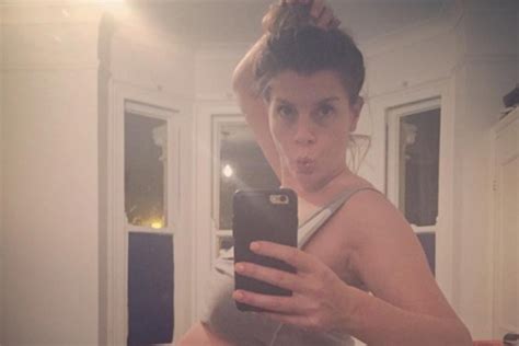 Imogen Thomas Shares 8 Month Bump Selfie Madeformums