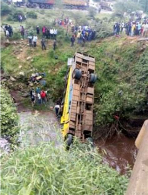 A Bus Plunged Into River Siyiabei Kenya 17 Passengers Dead Photo Travel Nigeria