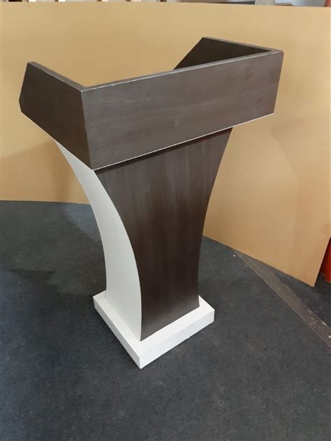 Wood Podium Manufacturers And Suppliers In Pune