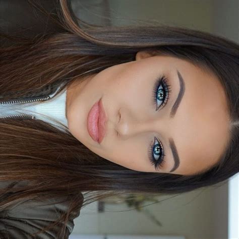 Rhia Olivia On Instagram Glamorous Makeup Hair Makeup Beauty Face