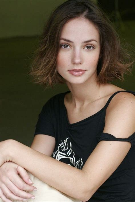 She is an actress, known for carrossel (2012), falsa loura (2007) and nosso. Rosanne Mulholland