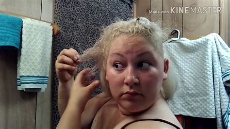 Blow drying short hair can be tricky at times as, in an effort to reach to the roots, the hair can go really awry and not look really as smooth. How to blow dry & style short hair - YouTube