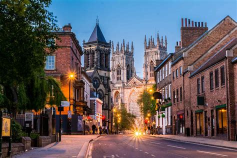 15 Most Beautiful Cities To Visit In The Uk 2023 Nomad Paradise