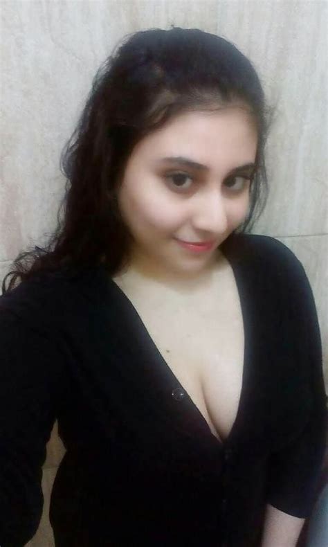 Egyptian Arab Girl Big Boobs Selfie Naked