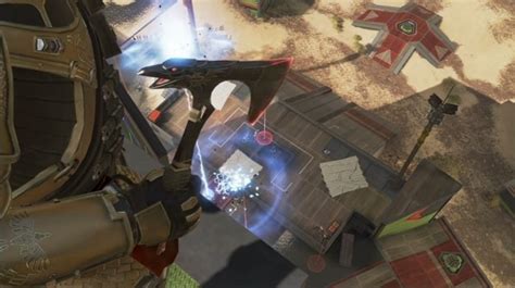 It has a completely different attack animation and has. Apex Legends Event Gives Bloodhound an Heirloom Set