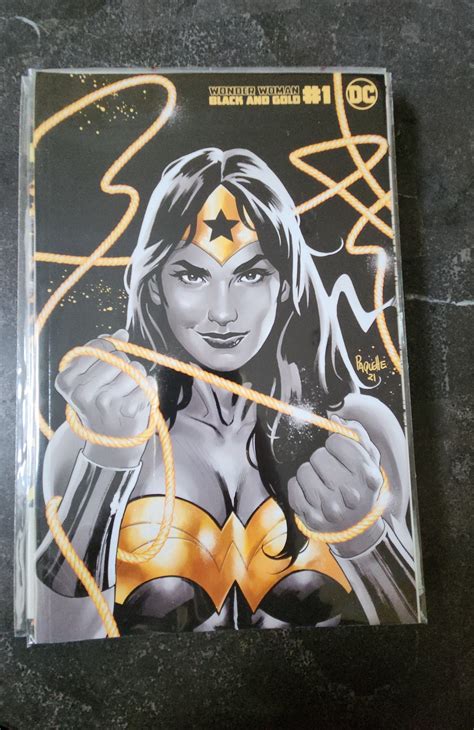 Wonder Woman Black And Gold 1 Yanick Paquette Variant Cover 2021 Comic Books Modern Age Dc