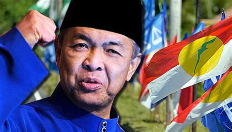 Mahathir dedahkan siapa najib sebenarnya. Parti komponen BN kena kerja sekuat Umno, kata Zahid ...