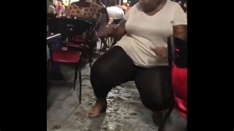 South Africa Fat Woman Twerking And Dancing On A Birthday Party Youtube