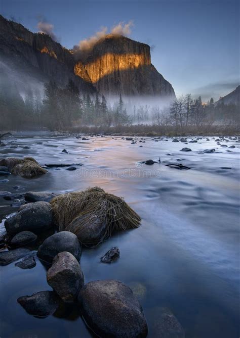 El Capitan At Winter Sunset Stock Photo Image Of Park Valley 135340474