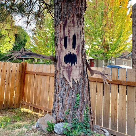 Haunted Tree Decoration My Frugal Halloween