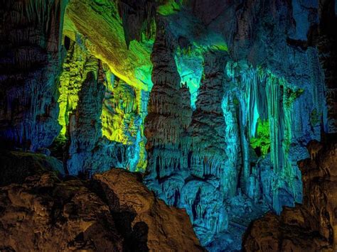Jaw Dropping Images Of The ‘rainbow Caves Of China