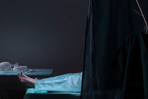 Pictures Of Dead People In The Morgue Stock Photos Pictures And Royalty