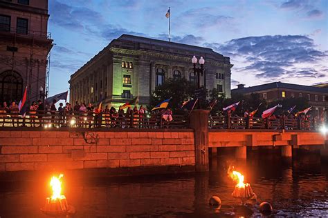 Providence Ri Waterfire Celebration Court House Photograph By Toby Mcguire Fine Art America