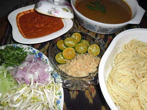 Mashaallah sedap rasa lemak kuahnya, pedas berapi. Zalekha Luvs Cooking: Laksa Johor...memang sedap..