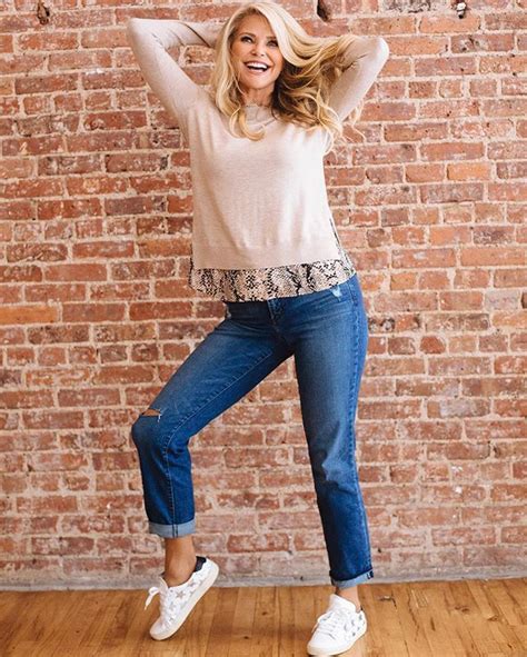 Christie Brinkley Strikes A Pose On Set At The Nydj Fw 2016 Campaign