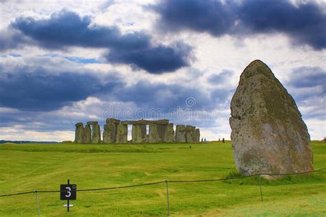 Stonehenge Tourist Attraction United Kingdom Stock Image Image Of