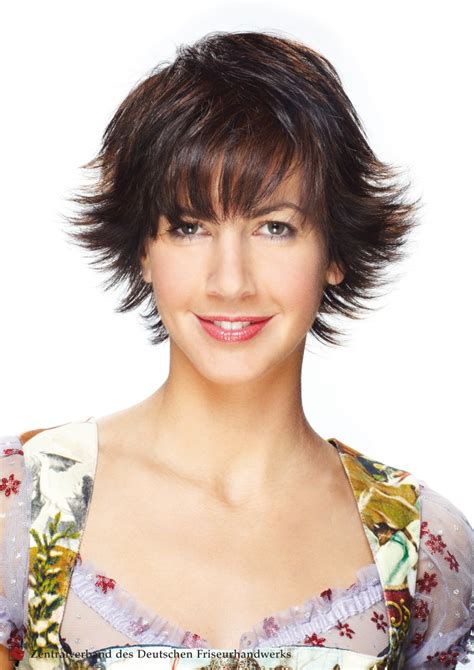 The bangs seamlessly blend with the rest of the hair, finishing the curvy round bob with an edgy, pointed flip. New hairstyles with undercuts and overlapping cutting ...