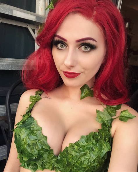 poison ivy from dc comics by rolyatistaylor 9gag