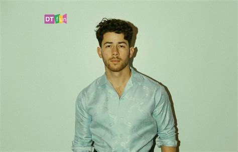 Nick Jonas Age Net Worth Career Awards DTfun