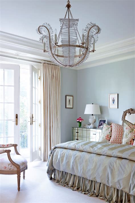 9 Totally Different Rooms That Mastered Blue Paint French Bedroom
