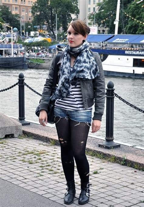 How To Wear Shorts With Leggings Hubpages
