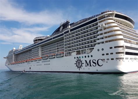 Msc fantasia also offers secluded areas in the top 18 sun deck and the indulgent msc aurea spa, plus fantastic zones and clubs designed for kids and teens. MSC FANTASIA, Passenger (Cruise) Ship - Scheepsdetails en ...