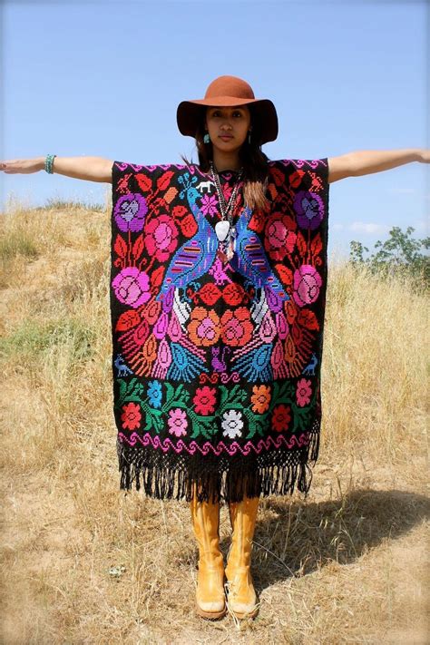 Ponchos Coaching Trends Mexican Fashion Mexican Outfit Mexico Fashion