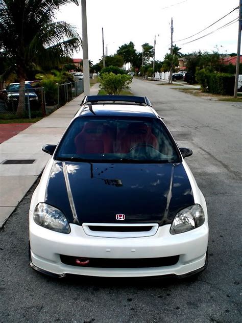 The only bad change for the 2020 honda civic type r is the addition of a sound synthesizer, which is absolute, unequivocal bullshit. Pin by Chris on Nice Rides | Honda civic coupe, Honda ...