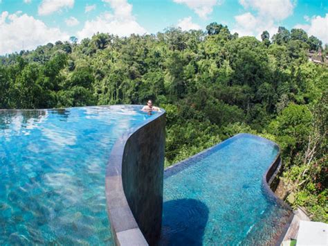 29 Most Amazing Infinity Pools In Pictures