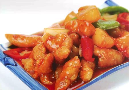 Hong kong style is like chicken nuggets (battered), with the sauce. Sweet And Sour Beef Cantonese Style / Sweet And Sour Chicken Our Restaurant Recipe The Woks Of ...